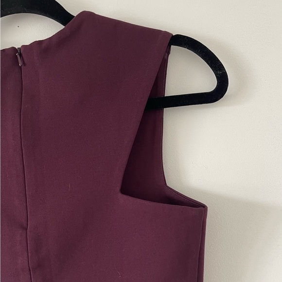 Aritzia | Talula Manzanita Cropped Tank Top Burgundy Size XS - Picture 5 of 9